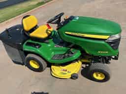 Used John Deer X300T Lawn Tractor