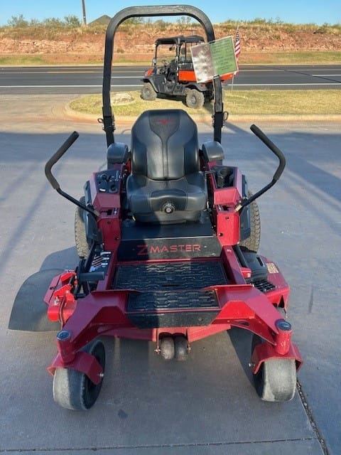 Used Toro 4000 Series 52″ Zero Turn Mower