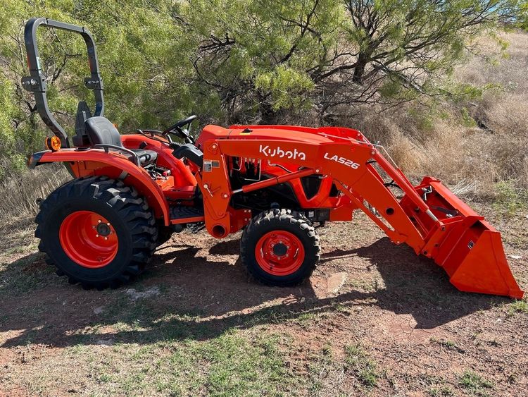 Kubota L3302HST Series Tractor Package